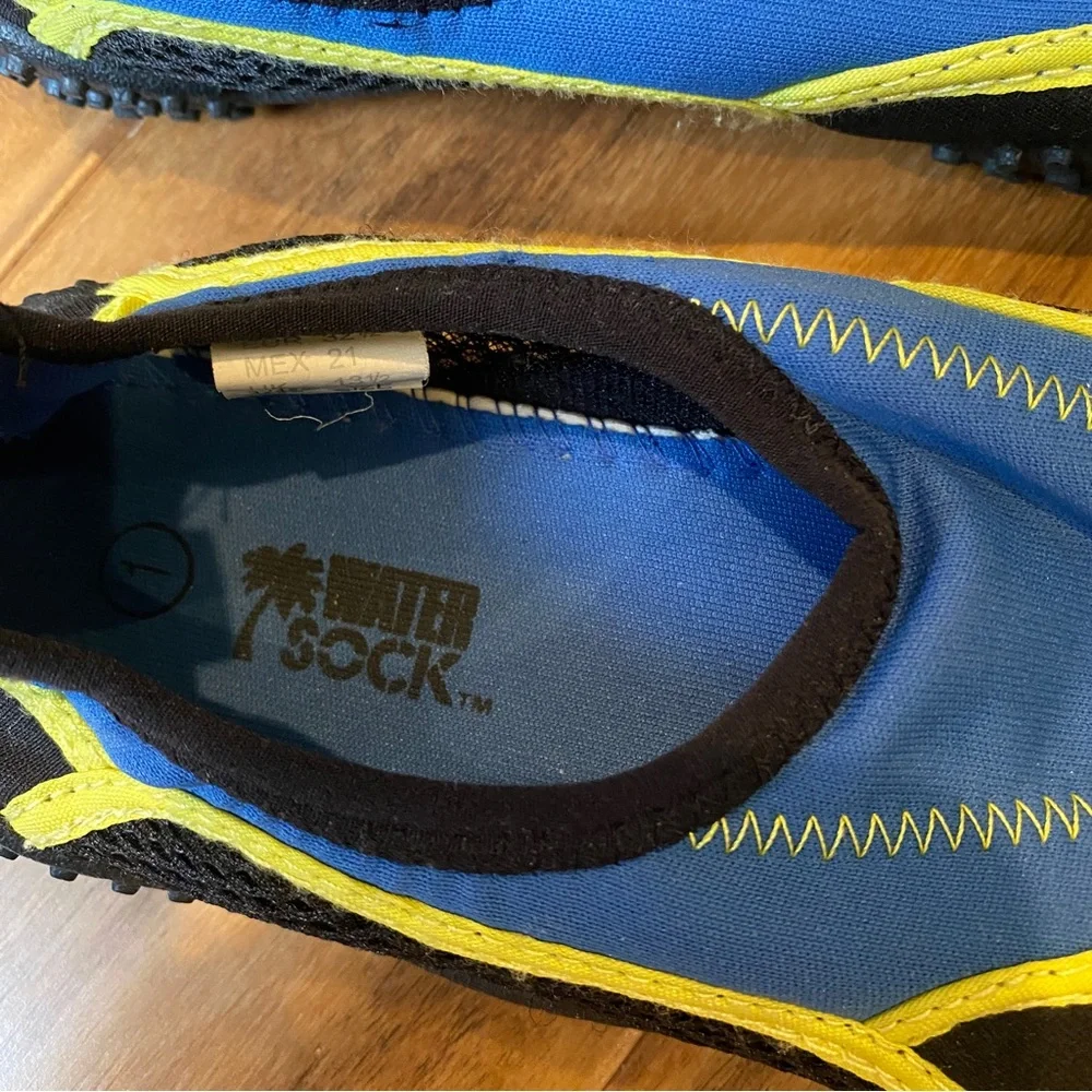 Youth Water Sock size 1, very good condition, by Water Sock
